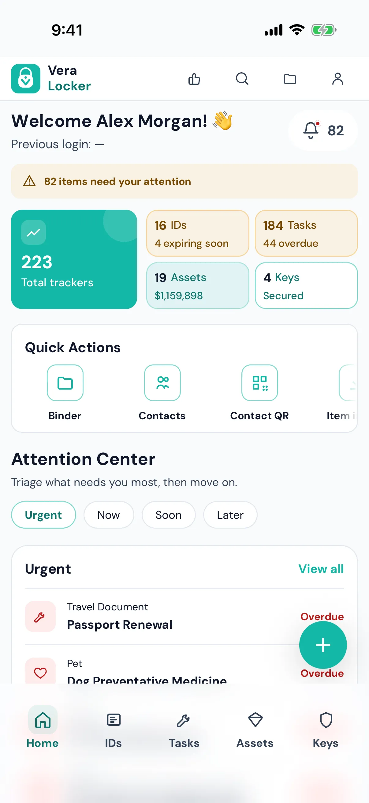 VeraLocker home dashboard with item counts and on-device storage